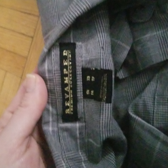 Stylish Dress Shirt - Picture 4 of 4